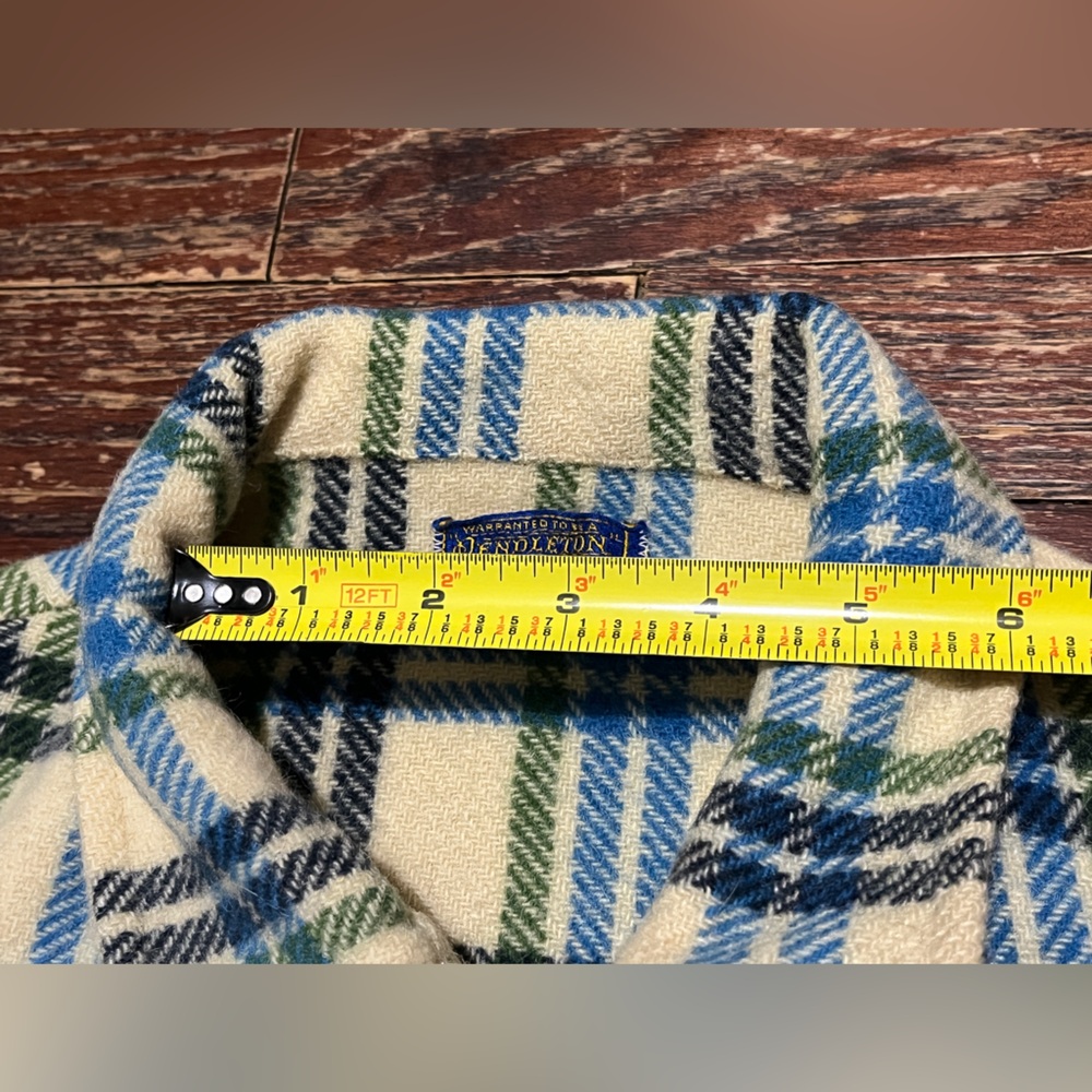 Vintage Pendleton Wool Plaid Shirt in Blue and Cream - Picture 9 of 9